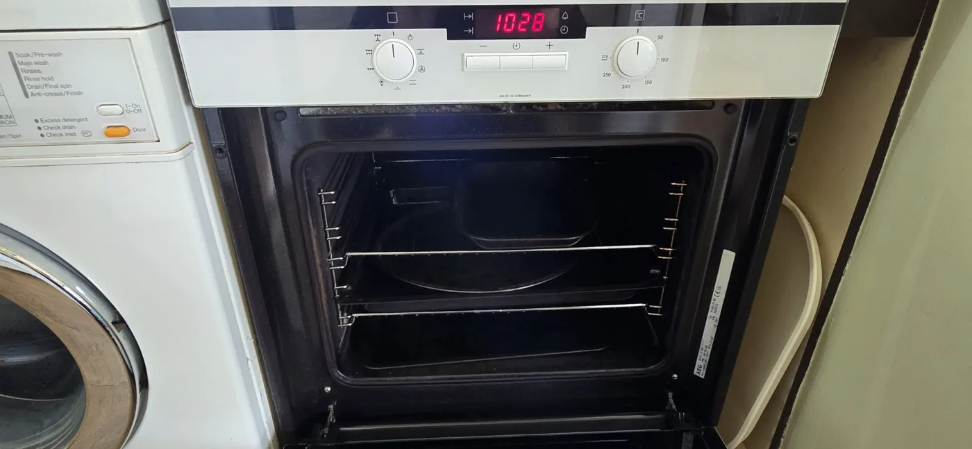 AEG Oven Door Hinges Popped Out? Quick Repair